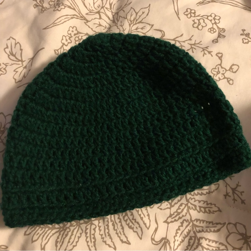 Crocheted cap - Dark Green